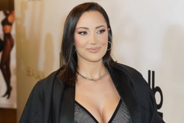 TRUDNA ALEKSANDRA PRIJOVIĆ?! Majka pevačice se odmah oglasila, PUCA OD SREĆE: Jedva čekam...