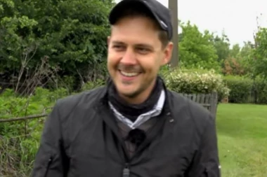 BIKOVIĆEVE KOMŠIJE RAZVEZLE JEZIK: Ovo je ISTINA o glumcu, evo kako se ponaša prema susedima!