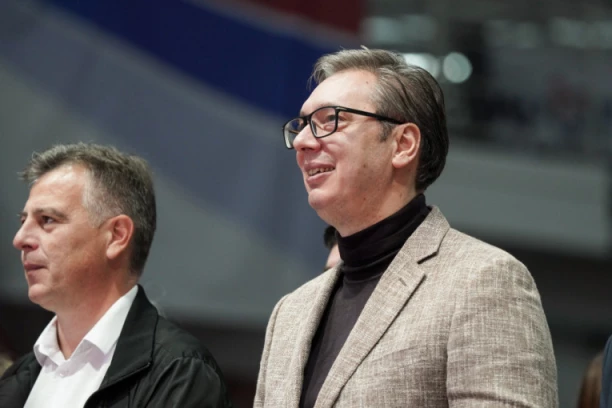 POTREBNO JE DA POKAŽEMO DA PRAVDE IMA: Vučić se obratio u krcatoj hali u Pirotu