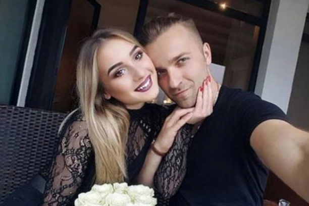 BRAT TEODORE DŽEHVEROVIĆ ZAVEO JE ADRIANU KADA JE IMALA 14 GODINA: Ovako su se upoznali, a osude nisu stale ni kada je ostala U DRUGOM STANJU (FOTO)