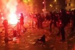MADRID GORI! Rat policije i demonstranata! Zbog jednog POMILOVANJA nastao potpuni haos, LETELE FLAŠE I BAKLJE