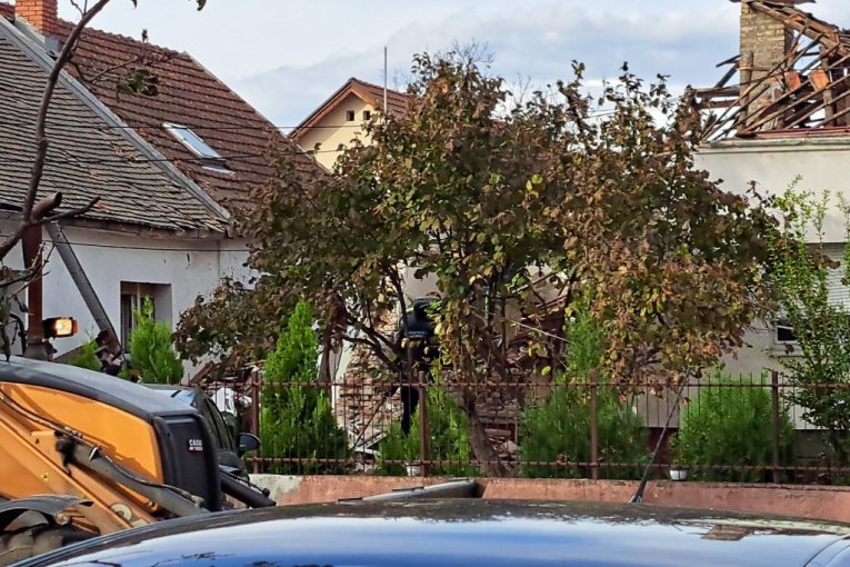 Urušena kuća u Zemunu