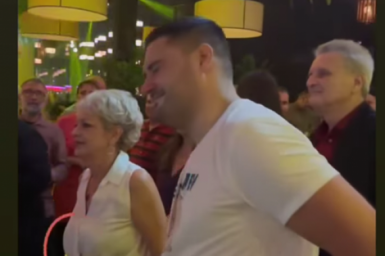 Ljuba Perućica slavli što je postao otac