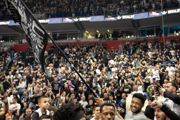 GROBARI IMAJU NOVOG MILJENIKA! Evo KAKO je Kaboklo ODMENIO Lesora i KUPIO SRCA najvatrenijih navijača! (FOTO)