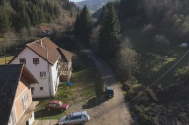 OVDE ŽIVI ČAK 20 MALIŠANA I NIKO NE ŽELI DA NAPUSTI DEDOVINU: Srpsko selo NEOTKRIVENI dragulj, evo šta ga čini posebnim! (FOTO)