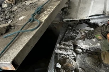 BOMBE, GRANATE, MITRALJEZI I SNAJPERI: Izraelci otkrili tajno skrovište Hamasa usred IZBEGLIČKOG KAMPA! Jedna stvar ih je na licu mesta ZAPANJILA