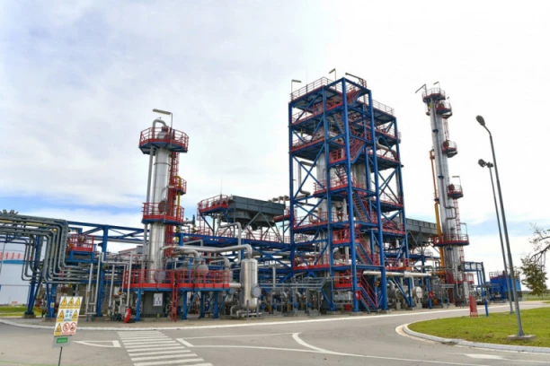 JUBILEJ KOMPANIJE NIS - 60 GODINA RAFINERIJE GASA U ELEMIRU: Od pogona za pripremu i transport gasa do savremenog Aminskog postrojenja