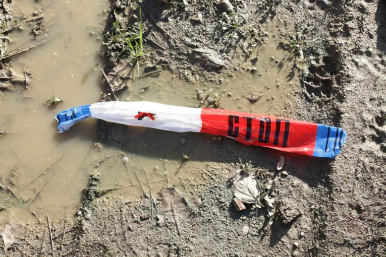 "NJENO TELO JE DUGO BILO TU, KRV NA SVE STRANE": Na ovom mestu je Zoran svirepo ubio svoju suprugu (FOTO)