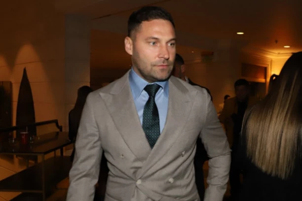 DUŠKO TOŠIĆ ZAVRŠIO NA KLINICI: Isplivala fotografija sa lica mesta, svi se pitaju samo JEDNO! (FOTO)