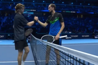 KUMOVSKA PODVALA: Medvedev RAZBIO Rubljova u Torinu!