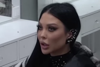 MAJA MARINKOVIĆ UNIŠTILA JOŠ JEDNU VEZU: Zbog njihove ljubavi Bela kuća će se SRUŠITI!