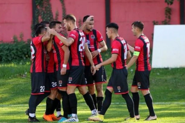 STADION NA LIMANU OSTAJE NEOSVOJIVA TVRĐAVA: Pred roso-nerima oružje položio i sastav iz Adorjana - Kabel nastavlja borbu za šampionski pehar!