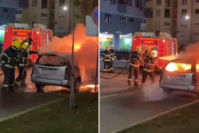 VATRA PROGURALA AUTOMOBIL U KRAGUJEVCU! Vatrogasci pokušavaju da se izbore sa buktinjom! (VIDEO)