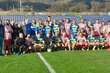 NAKON PET GODINA ŠAMPION JE STIGAO U GRAD: Crvena zvezda u Vranju - revija asova i spektakl kakav dugo nije viđen na jugu Srbije! (FOTO GALERIJA, VIDEO)