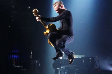 BEOGRAD NA MAPI SVETSKIH ZVEZDA: Brajan Adams otvara sezonu spektakularnih koncerata u domaćoj prestonici, šuška se o još jednom iznenađenju? (FOTO)