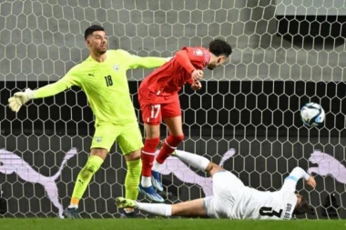 ŠVAJCARCI U ŠOKU! Glazer SPUSTIO rampu! Golman Zvezde činio ČUDA i SAČUVAO Izrael u igri!