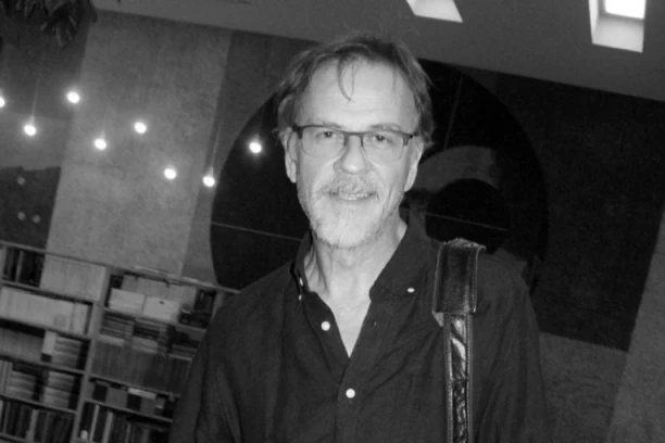 LAUŠU PRETILI SMRĆU, ON POTEGAO PIŠTOLJ: Otkrivena JEZIVA ISTINA nakon Žarkove SMRTI, nikada nije pričao o ovome!