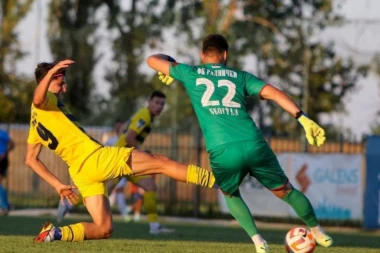 GORI IM POD NOGAMA: "Kanarinci" doleću u prestonicu sa samo jednom željom - mogu li bodovi da krenu put "srpske Atine"?