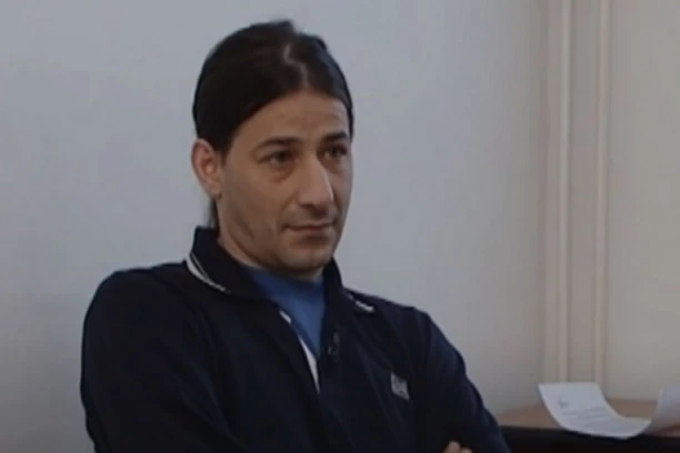 SILOVAO I KLAO ŽENE! Upao u kuću Milene Radulović, pokušao da je zlostavlja, ona celu noć pričala sa njim i spasila se!