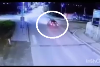 UZNEMIRUJUĆI SNIMAK IZ SMEDEREVA! Dve devojke povređene, "BMW" sleteo s puta sa 240km/h, uhvaćen momenat nesreće (VIDEO)