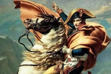 NAPOLEONOVA KAPA NA AUKCIJI: Cena prava sitnica