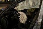 IZGUBIO KONTROLU NA AUTOM I ZAKUCAO SE U TRAFO-STANICU: Saobraćajka u Sjenici - vozač teško povređen!