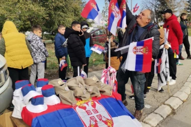 "REPUBLIKA" NA SPEKTAKLU U LESKOVCU! Evo kakva atmosfera VLADA dva sata pred početak ISTORIJSKE utakmice "orlova"! (FOTO/VIDEO)