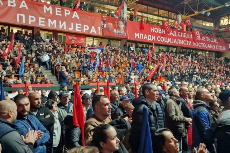Miting SPS u hali Spens u Novom Sadu
