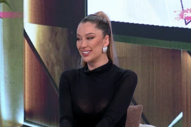 TEU TAIROVIĆ NIKAD NIKO NIJE VIDEO SA FRAJEROM, A SADA PRVI PUT PRIZNAJE: "Treba mi dečko"