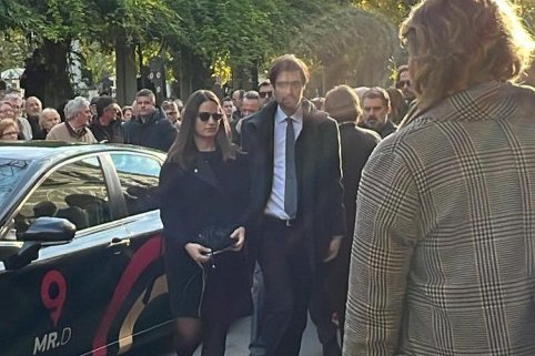 Lauševićeva porodica stigla na groblje