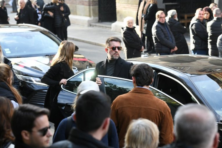 Lauševićeva porodica stigla na groblje