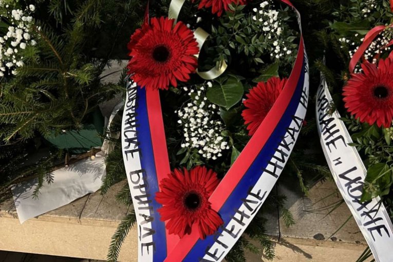 Venci na sahrani Žarka Lauševića