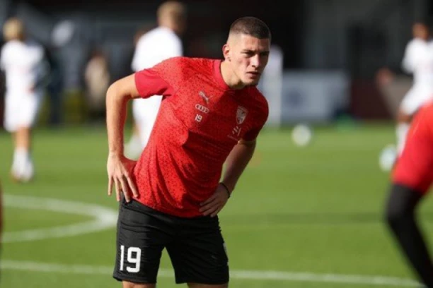 NEVIĐENA SRAMOTA! Reprezentativac Bosne i Hercegovine ČESTITAO Srbiji plasman na EP, pa morao DA SE IZVINJAVA!