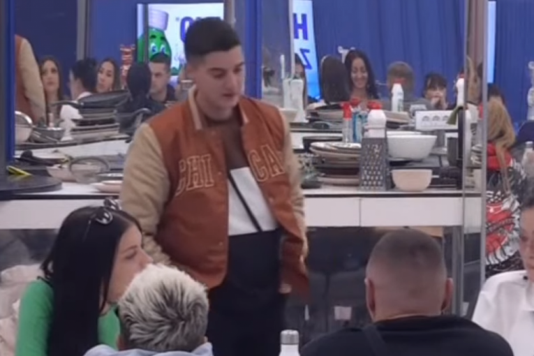 Anita Stanojlović i Bojana Pavlović