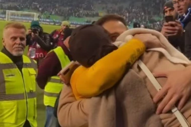 OLGA STRASTVENIM POLJUPCEM ČESTITALA SLOVENCU PLASMAN NA EP! Teniserka i fudbaler nisu krili SREĆU!