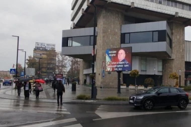 "BIO JE REŠEN DA POVRATI KARAULU, JURIŠAO JE KAO DA IMA DEVET ŽIVOTA": Saborci se oprostili od heroja sa Košara kapetana Ćire