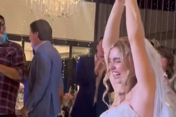 PRLJAVI PLES SE OTRGAO KONTROLI: Mladoženja "ZARONIO", dok je POLNIM ORGANOM  dodirivao pred zvanicama (FOTO/VIDEO)