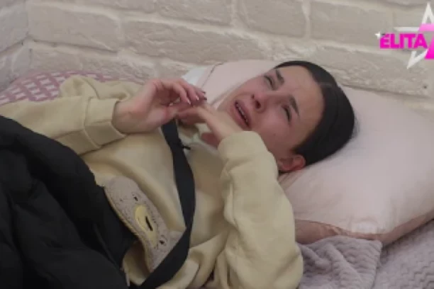 STIGLE VESTI O RAZVODU ANITE I MATORE: Stanojlovićeva grca u suzama, ne ispušta burmu iz ruke!