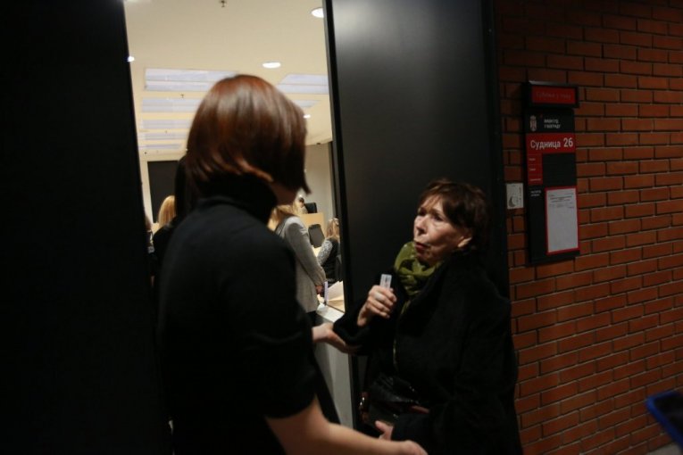 MIlena Radulović sa Sekom Sablić na suđenju sa Mikom Aleksićem