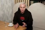 NUDILI SU MI DA MI POKLONE DETE OD 3 GODINE: Milan Milošević žali što još nije postao OTAC!