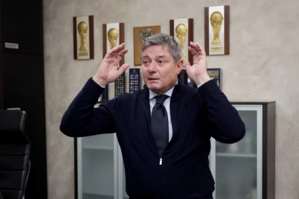OGROMNA JE RAZLIKA U KVALITETU ZVEZDE I PARTIZANA! Piksi NE MOŽE da VERUJE kako izgleda TABELA!