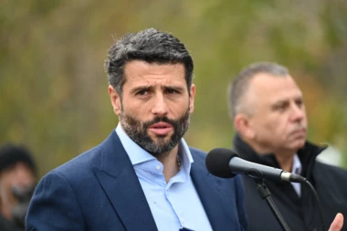 KONSTITUTIVNA SEDNICA SKUPŠTINE BEOGRADA NAJVEROVATNIJE 19. FEBRUARA: Šapić najavio da je SNS otvoren za razgovore o saradnji