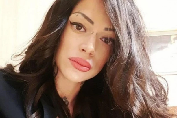 DUNJA ILIĆ BILA BESKUĆNIK NA ULICI: Zbog poroka rasprodala sve, a onda završila OŠIŠANA na ćelovo, noći provodila obečuna kao MUŠKO!