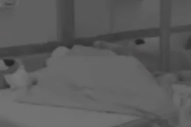 BRUTALNO PONIŽENA BIVŠA ROBIJAŠICA: Progutala gnusne uvrede i muvanje sa Majom, pa VRELOM AKCIJOM sa Bukilićem zatresla Belu kuću!