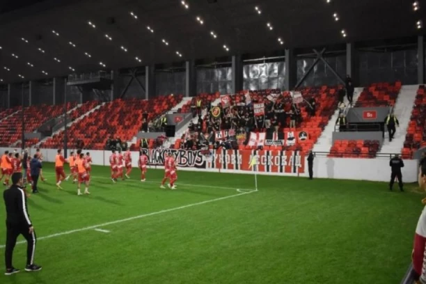 VREMENSKE (NE)PRILIKE NISU BILE NAKLONJENE FUDBALU: Nešto slabija poseta zabeležena je na srpskim fudbalskim terenima!