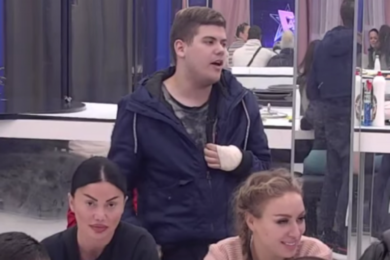 Uroš Stanić ruka Elita 7 Zadruga