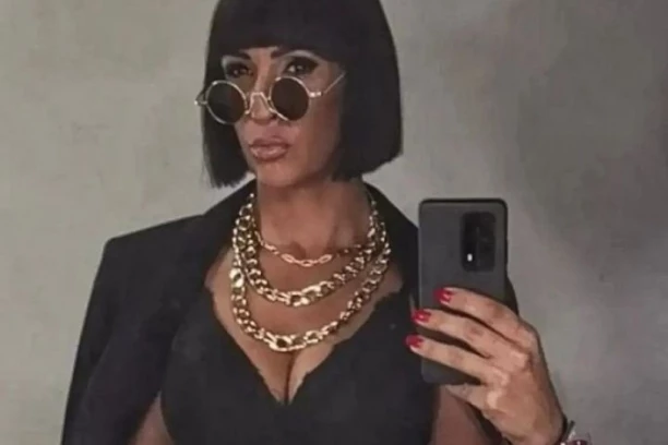 AKO ME TI NEĆEŠ, HOĆE DRUGAR TVOJ... Ana Franić zapevala, pa poručila: "Još nisam zakržljala"