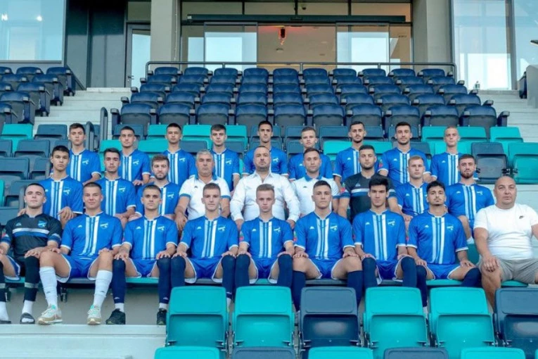 SA ISTOKA SE ČUJU ŠAMPIONSKA ZVONA: Na "Kraljevici" ne znaju za neuspeh - 21 od 21!