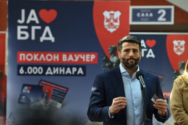 ŠAPIĆ: Do kraja nedelje vaučeri u svim školama i vrtićima, kao i za sve zaposlene u obrazovnom sektoru! (FOTO)