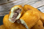 PIROŠKE SA MESOM: Zaboravićete na burek, sa OVIM testom nećete pogrešiti!